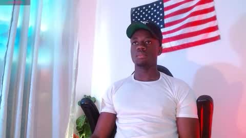 Mylo Wallace  online show from 11.15.25