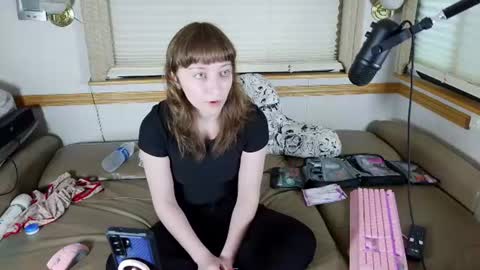 Snapshot of mymindbreaks2 chatting on 07.27.26 mymindbreaks online show from 07.27.26