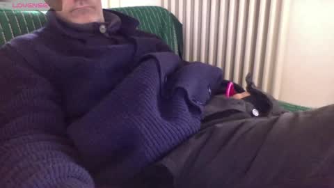 Bi sexy guy lovense hush is on private is open or password show tip if you like. online show from 02.18.25