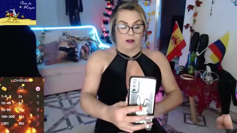 Myrna Sessions online show from 01.07.25