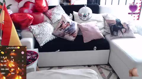 Myrna Sessions online show from 02.17.25