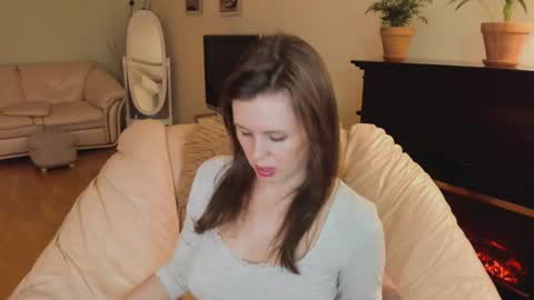 Snapshot of mysophiee chatting on 04.24.26 mysophiee online show from 04.24.26