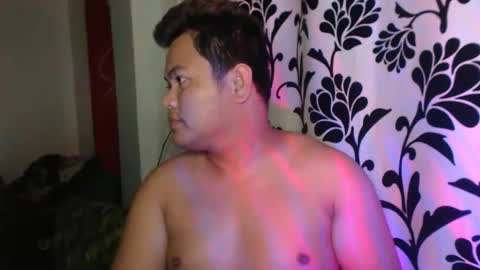 Snapshot of mysteriousasiangay chatting on 10.26.25 Mater Jerk online show from 10.26.25