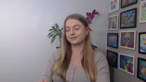 Erica online show from 12.04.24