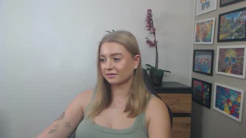 Erica online show from 09.12.25