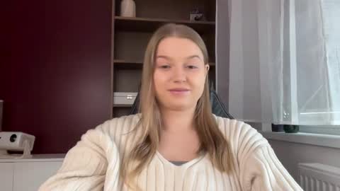 Snapshot of mysteryericax chatting on 05.19.26 Erica online show from 05.19.26