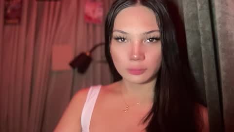 UR GIRL NEXTDOOR online show from 03.01.26