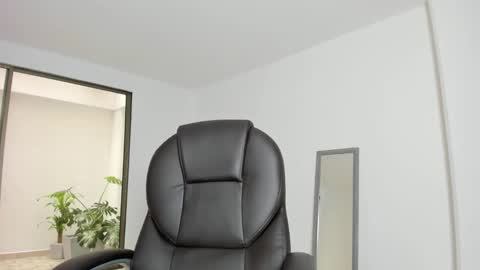 Elena online show from 11.03.25