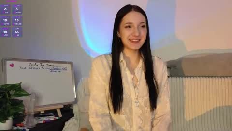 Mia online show from 11.30.25