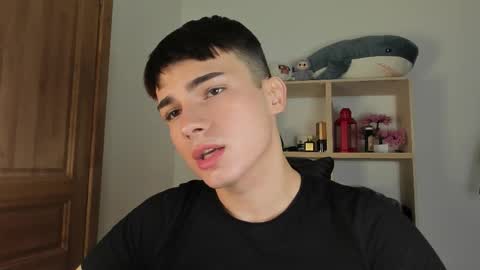 Evan Brown online show from 10.26.25