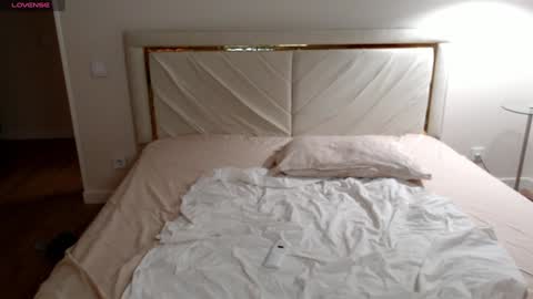 mysticsirenn online show from 02.03.25