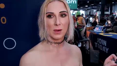 Jade Nyxxx online show from 10.25.25