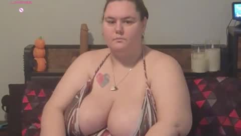 Snapshot of mzjuicybootay2169 chatting on 10.07.25 Mzjuicybootay online show from 10.07.25