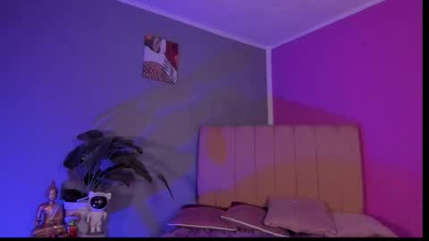 anny online show from 12.18.25