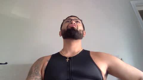 Snapshot of nacho25dc chatting on 10.19.25 nacho25dc online show from 10.19.25