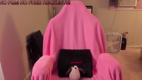 Natalie Marlo online show from 01.17.25