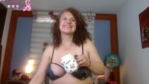 Snapshot of nadia_84 chatting on 05.04.26 nadia_84 online show from 05.04.26