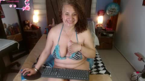 Snapshot of nadia_84 chatting on 05.22.26 nadia_84 online show from 05.22.26