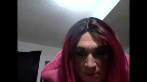 nadia_crivello online show from 01.08.25