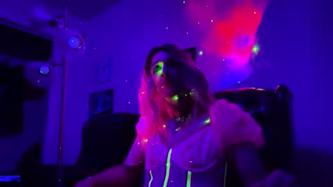 nadia_crivello online show from 12.14.25