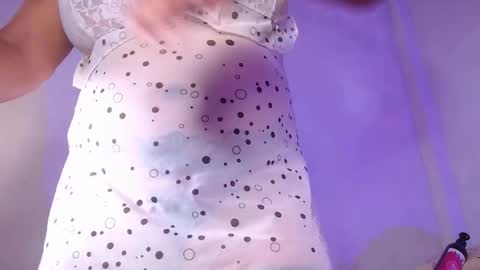 Nadia online show from 12.14.25