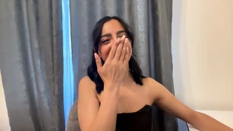 Leya online show from 06.14.26