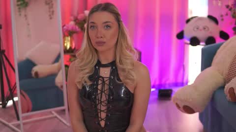 Nadia online show from 02.01.26