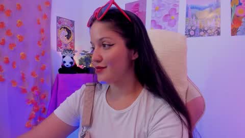 Nahara Soler online show from 12.04.25