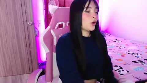 Snapshot of nahia__1 chatting on 06.17.26 Nahia online show from 06.17.26