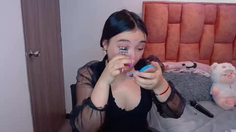 nahia cute     only   online show from 02.13.26