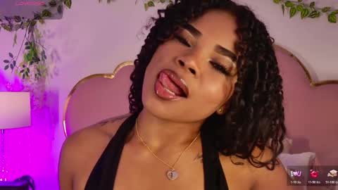 NahiaraReina  online show from 06.03.26