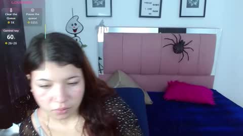 nahomi_f_w online show from 10.20.25