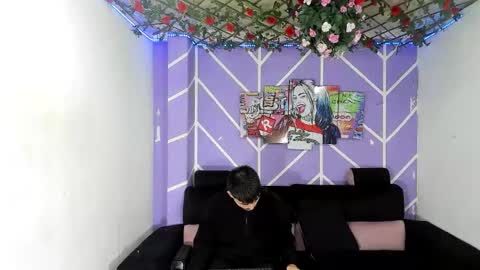 nahomi_hot2002 online show from 05.10.26