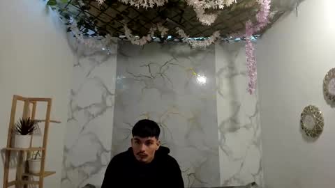 nahomi_hot2002 online show from 05.12.26