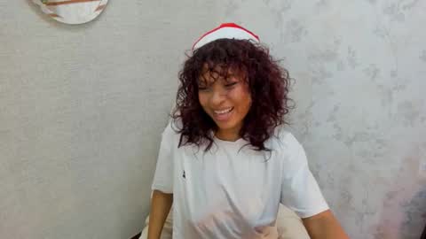 Nahomy online show from 12.14.25