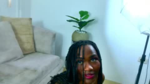 Snapshot of nahomi_williams_ chatting on 06.07.26 Nahomi online show from 06.07.26