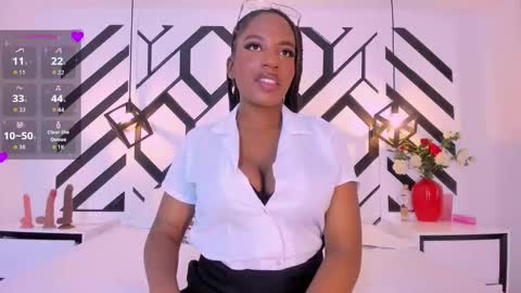 Nahomi online show from 09.15.25