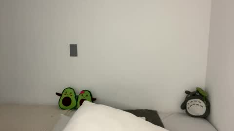 nahomy online show from 04.06.26