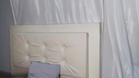 Snapshot of nahomy_larsen chatting on 12.20.24 Nahomy online show from 12.20.24