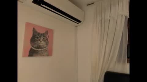 Nahomy online show from 12.03.25