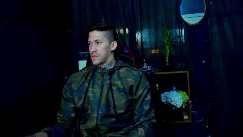 naider_1 online show from 03.22.26