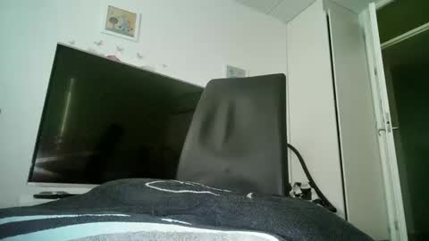 naimando353223 online show from 11.15.25