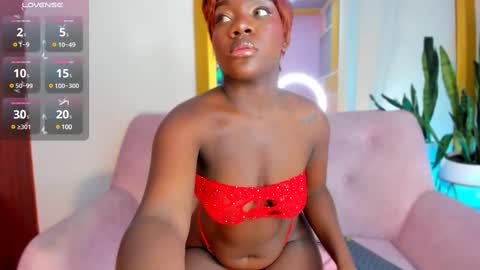 Snapshot of nainadeivis chatting on 02.19.25 Naina online show from 02.19.25