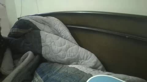 NAIRANANDU28 online show from 12.14.25