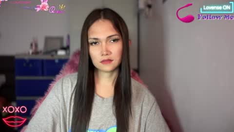 Snapshot of naisha143 chatting on 06.14.26 MARY MAE online show from 06.14.26