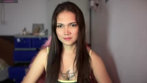 Snapshot of naisha143 chatting on 07.11.26 MARY MAE online show from 07.11.26