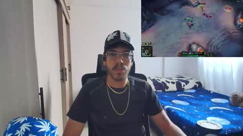 Snapshot of naitsihrc chatting on 11.29.25 Nait online show from 11.29.25