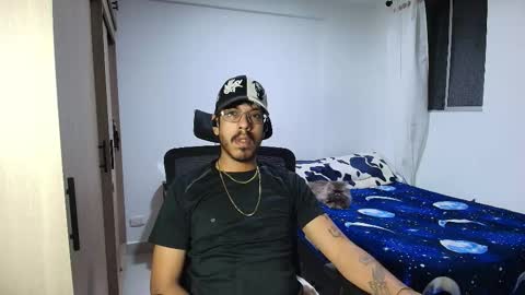 Snapshot of naitsihrc chatting on 12.05.25 Nait online show from 12.05.25