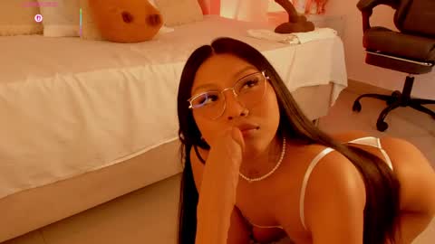 INSTAGRAM  m2221     online show from 04.21.26