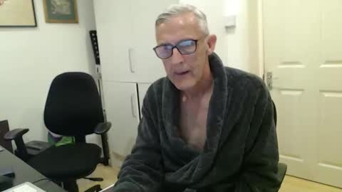 nakedcarpenteruk online show from 05.01.26